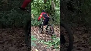 BUNNY HOP TIPIS TIPIS HAMPIR NABRAK TIANG‼️😱SANTA CRUZ NOMAD 4 CC‼️