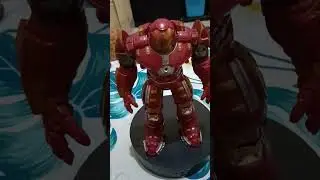 hulk buster nya cuma punya ini aja yang murah