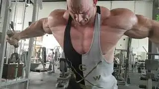 BODYBUILDER Michal Krizo Chest Workout Motivation | Simply Bodybuilding #shorts #chestworkout