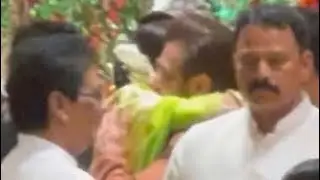 When Salman khan Giving hug To Rekha Ji At  Ambani house for Ganpati Darshan in Mumbai ❤️🫶