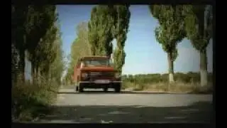 Lustige Oma im Auto - funny Grandma in car