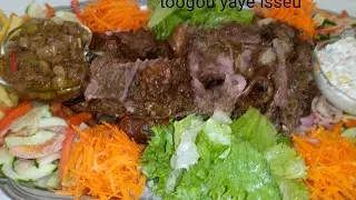 Michoui kadire viande mouton et beauf avec sauce oignon crudités