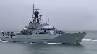 HMS Clyde returns to Portsmouth to decommission