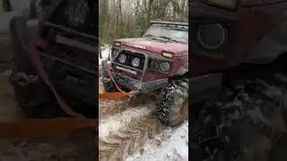 спасение всех на следующий день #4х4 #газ #газ66 #offroad #друзья #бездорожье #грязь #нива