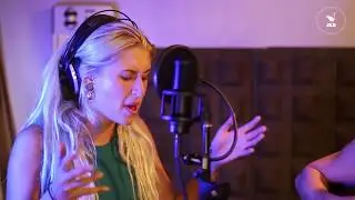 Kyne & Cesc - Live Music "Lady Slang"