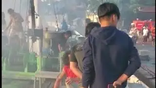 Viral hari ini || Detik Detik Kapal Muatan Sembako Terbakar