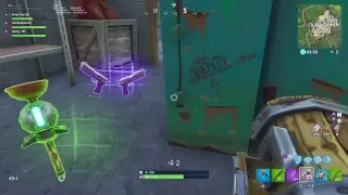 Playing some Fortnite | Practicing building with a friend