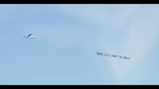 Radio Lejet kulminerer med bannerflyvning over Tisvilde