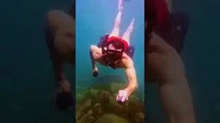 She grabbed my foot underwater 