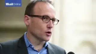 'Young people are getting screwed' says Greens MP Adam Bandt