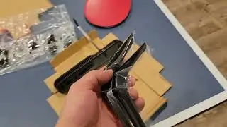 TCL Roku 40S350R 1080p  40-in box opening audio jack headphone problem