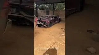 LAMBORGHINI IN THE MIDDLE OF NOWHERE 👀 #supercars #luxurycar #lamborghini