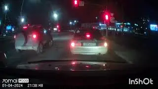 Алë!!!! вы на знаки будете смотреть когда нибудь??? или вам на Пдд пох??