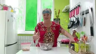 Обед перенесли на другой адрес.