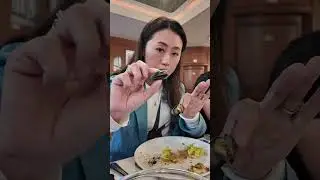 The French way to eat the mussels, Chinese Mom in Paris #paris #paris2024