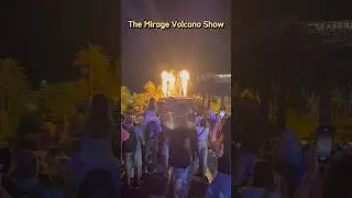 Experience The Mirage Volcano Show Like Never Before! #shorts #volcanoshow