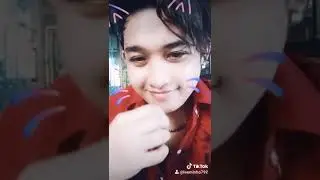TIKTOK CORPORATION Cute Face Cat Lick