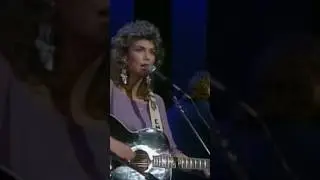 Emmilou Harris - Precious Memories    #music #live #classicrock #80smusic #rock #60smusic #oldies