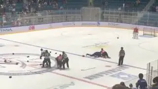 Драка в матче Барыс - Куньлунь Ред Стар
