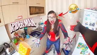 SPIDER MAN ESCAPING ANGRY SPIDER MOM AND SPIDER DAD PART 2 