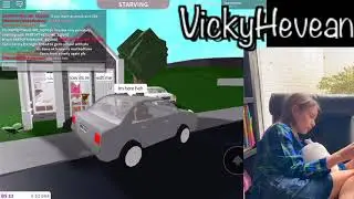 VickyHevean plays Bloxburg!