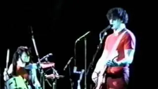 20. The White Stripes - Wasting My Time Pomona 2002.avi