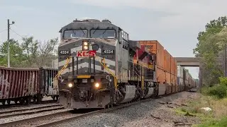 Kansas City Southern de Mexico "Grey Ghost" AC44 leads intermodal train on the CPKC Davenport Sub