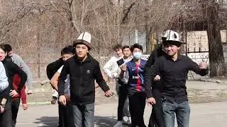 Кара Жорго от учащихся ПЛКиИТ№98 в честь Дня Колпака