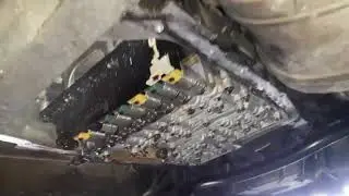 Пинается коробка автомат акпп на бмв е53 х5 и уходит в аварийный режим замена масло решило проблему