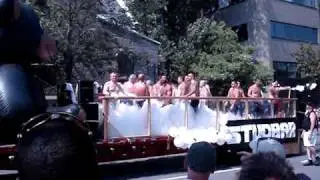 TICKLEBEAR's VIEW on MONTREAL's GAY PRIDE PARADE 2009 (4)