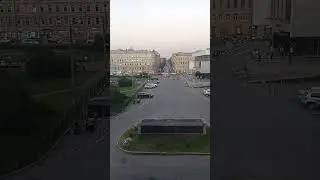 Внезапно занесло в Санкт-Петербург.