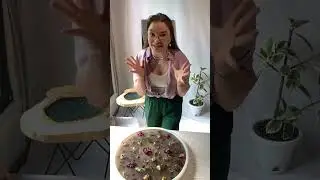 Журнальный стол 50 см цветы и смола 😍🤌 #эпоксиднаясмола #журнальныйстолик #смола #столы #эпоксидка
