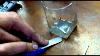 farsa cu epoxy la munca