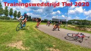 METEEN CHAOS IN DE EERSTE KOERS! | Zomerwedstrijd Tiel 2020 Junioren