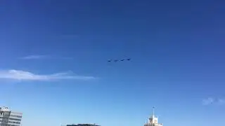 9 мая 2018 года Пролёт самолётов ( вид с крыши)