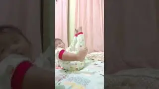 Anak belajar ngomong lucu banget...  Ga bisa ngomong tomato..  Gimana iniii..