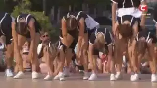 Танцуют все! команда черных!