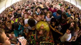Dan Deacon ~ Bows and Buttons