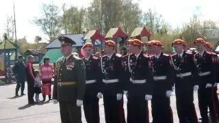 Парад на площади им  Васильева пгт Крапивинский
