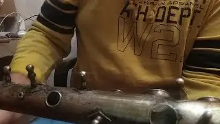 Как Снять Иглу на Саксофоне у Основания Стойки