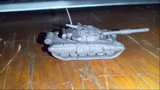 Российский танк Т-72б из пластилина