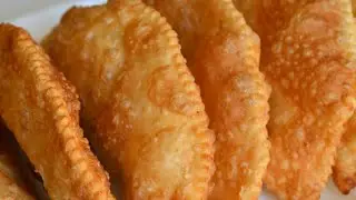 чебуреки сочные,тесто на водке  pasties with meat