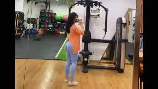 Asian Teen Got Curves