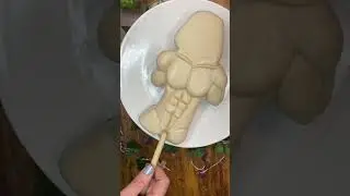 buff Lord Farquaad cake 🤢 