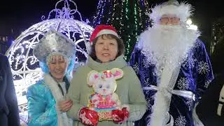 С наступающим Новым Годом! Поздравляют факультеты