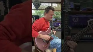 First noddles on the Panucci Buffalo… What an inspirational guitar 💜 #guitar #danishpete #guitarist