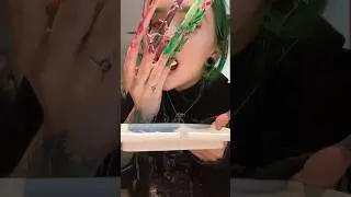Eating with nails☺️ 