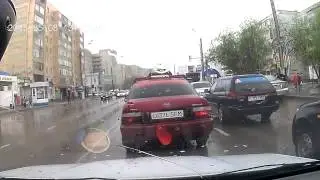 DVR зеркало в дождь ДНЁМ