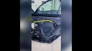 Ауди А6 С6 Golden Panther шумка дверей