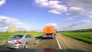 Камикадзе на Mercedes